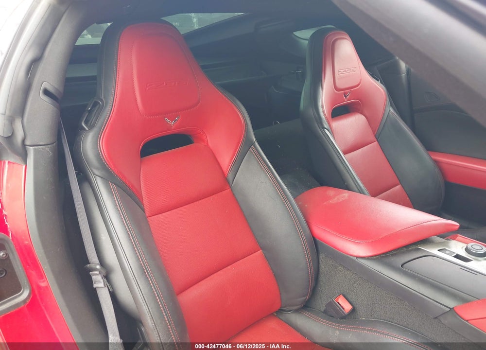 2016 CHEVROLET CORVETTE VIN: 1G1YU2D66G5605051