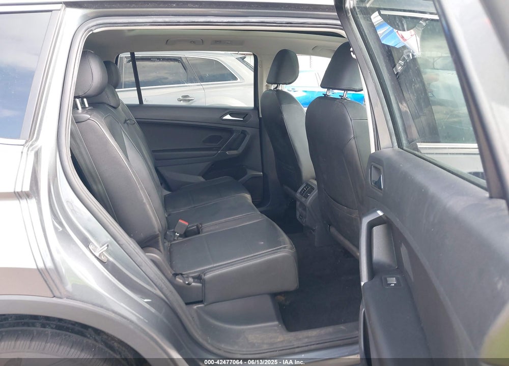 2020 VOLKSWAGEN TIGUAN VIN: 3VV3B7AX6LM028187