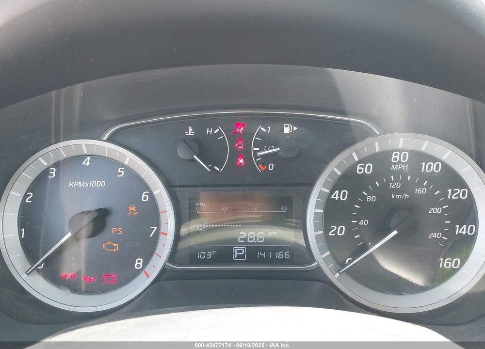 2014 NISSAN SENTRA VIN: 3N1AB7APXEY260411