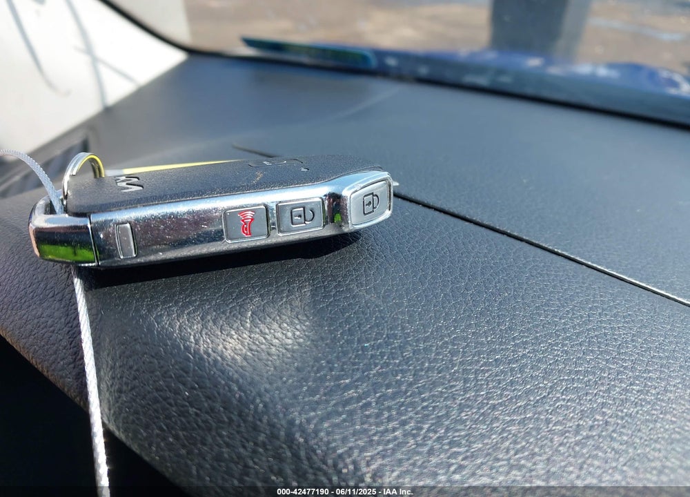 2023 KIA SELTOS VIN: KNDERCAA2P7467359