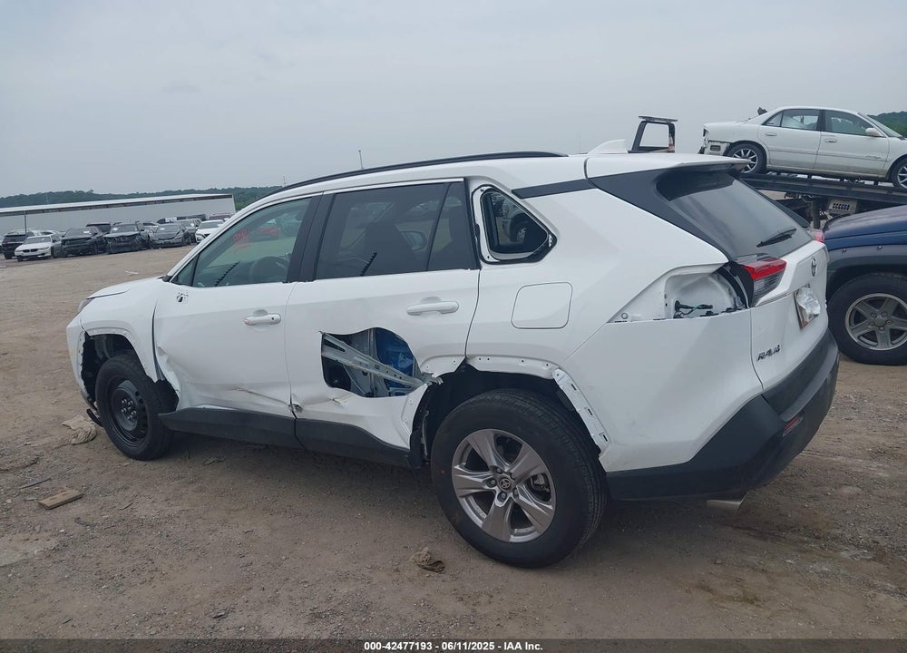 2025 TOYOTA RAV4 XLE VIN: 2T3P1RFV4SW515617