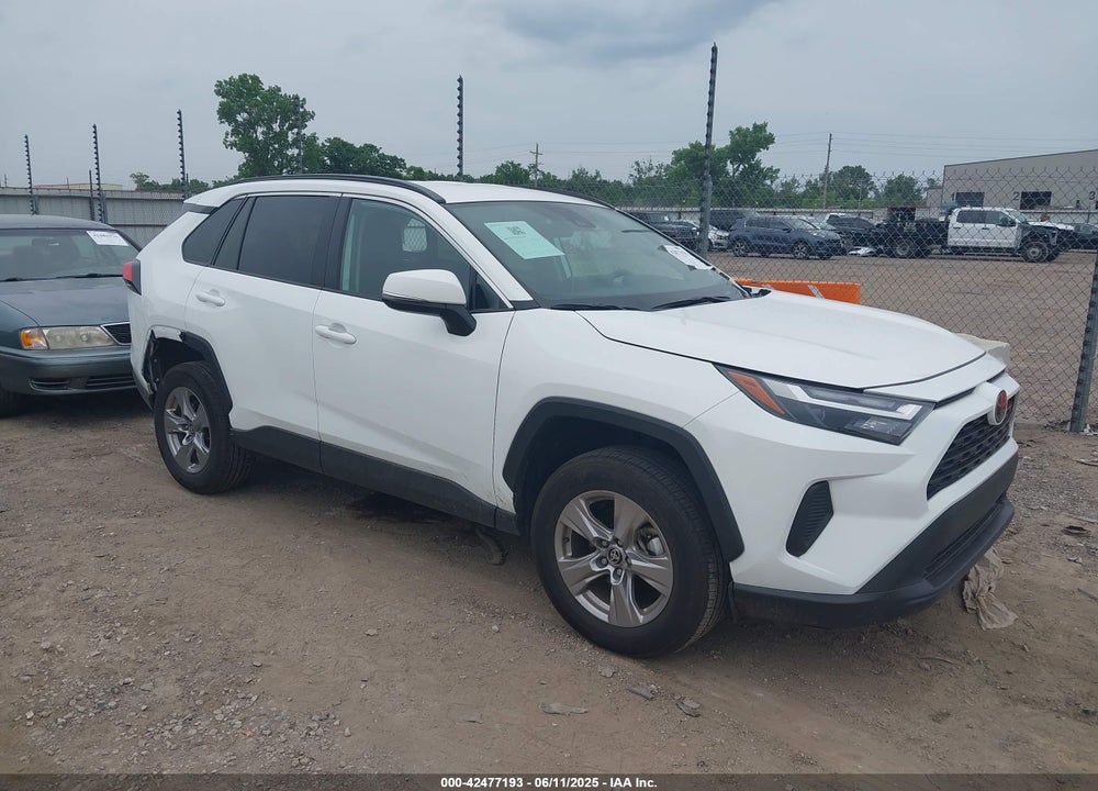 2025 TOYOTA RAV4 XLE VIN: 2T3P1RFV4SW515617