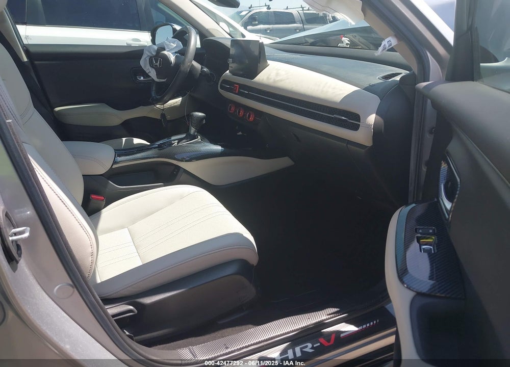 2024 HONDA HR-V VIN: 3CZRZ1H77RM731775
