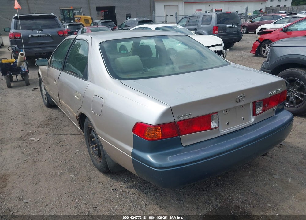 2000 TOYOTA CAMRY LE V6 VIN: 4T1BF22K5YU938013
