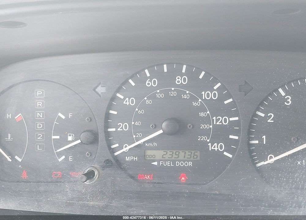 2000 TOYOTA CAMRY LE V6 VIN: 4T1BF22K5YU938013