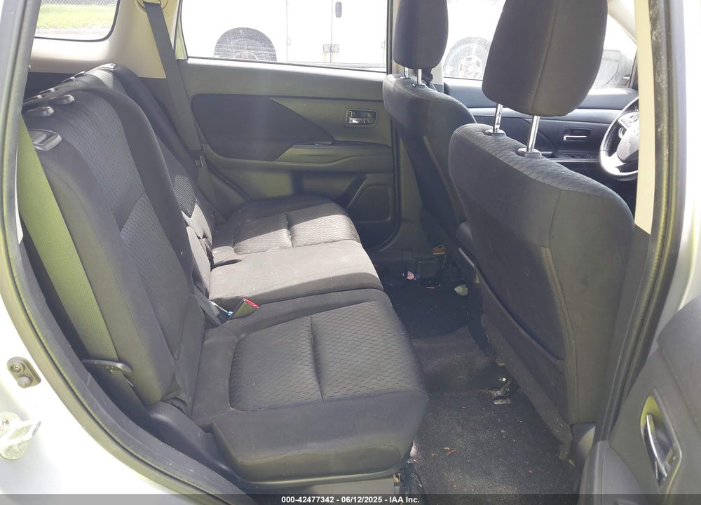 2014 MITSUBISHI OUTLANDER VIN: JA4AD3A35EZ011222