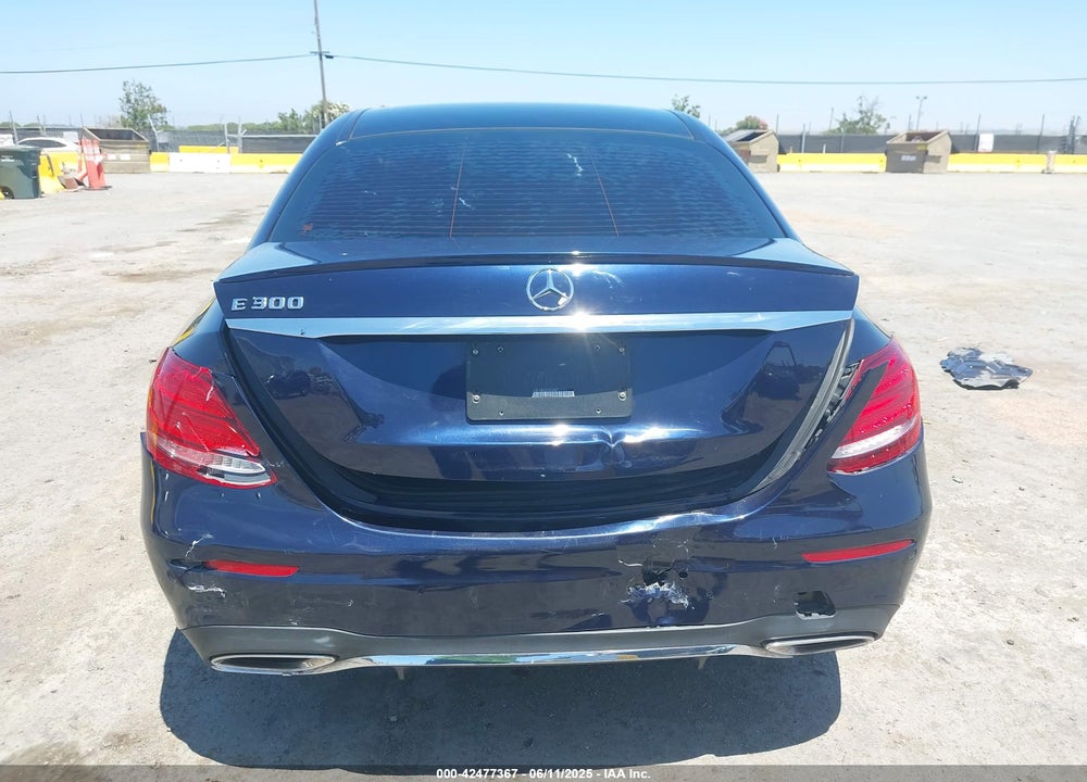 2018 MERCEDES-BENZ E 300 VIN: WDDZF4JB8JA353889