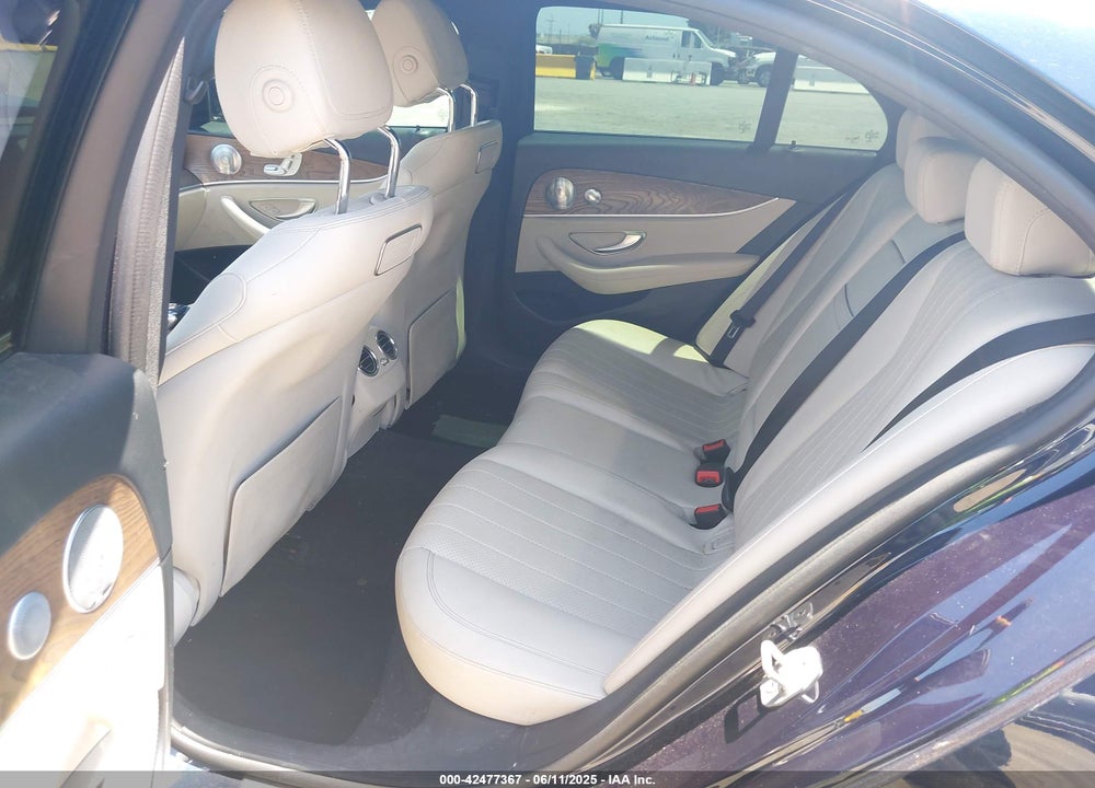 2018 MERCEDES-BENZ E 300 VIN: WDDZF4JB8JA353889