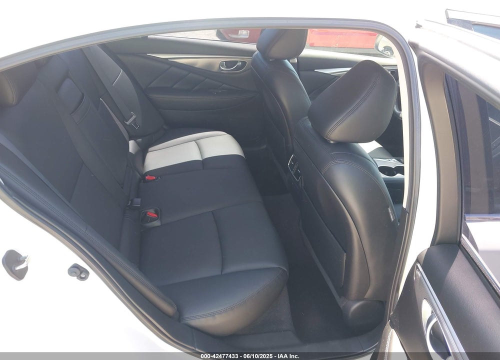 2015 INFINITI Q50 VIN: JN1BV7APXFM349542