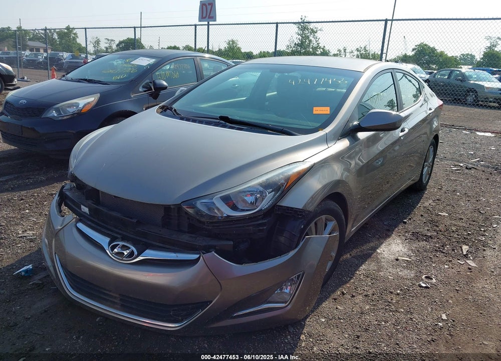 2014 HYUNDAI ELANTRA VIN: 5NPDH4AE8EH479452