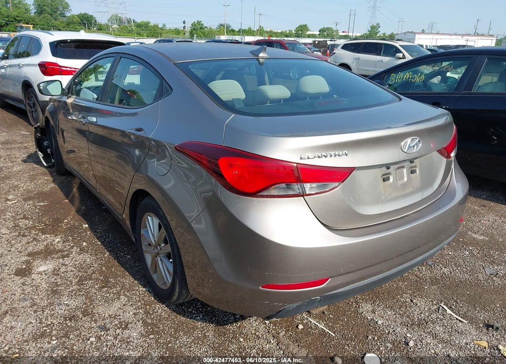 2014 HYUNDAI ELANTRA VIN: 5NPDH4AE8EH479452