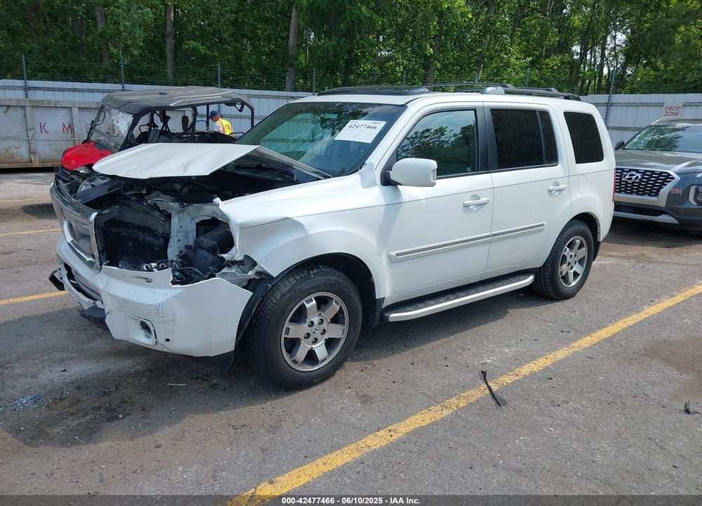 2011 HONDA PILOT VIN: 5FNYF4H96BB082963