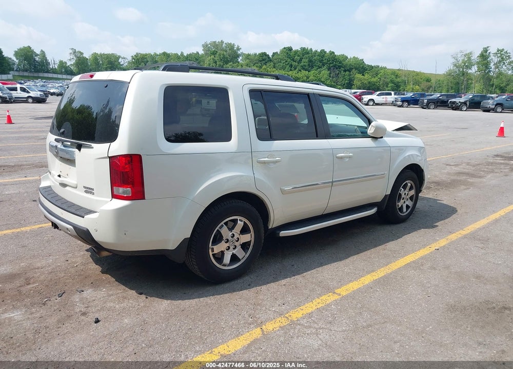 2011 HONDA PILOT VIN: 5FNYF4H96BB082963