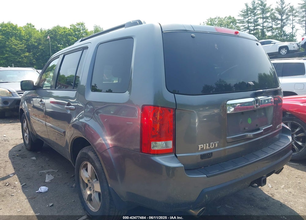 2010 HONDA PILOT VIN: 5FNYF4H63AB038228