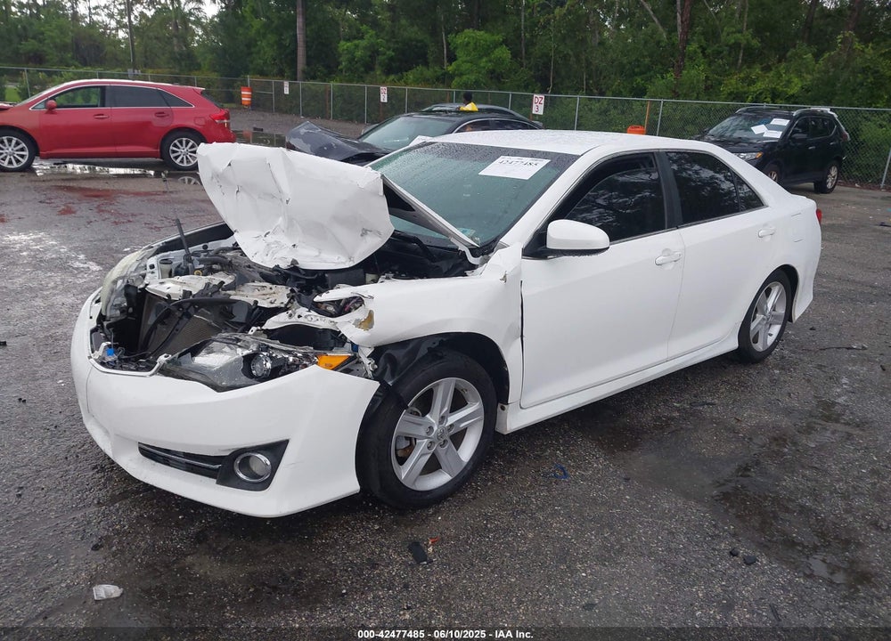 2014 TOYOTA CAMRY SE VIN: 4T1BF1FK8EU832221