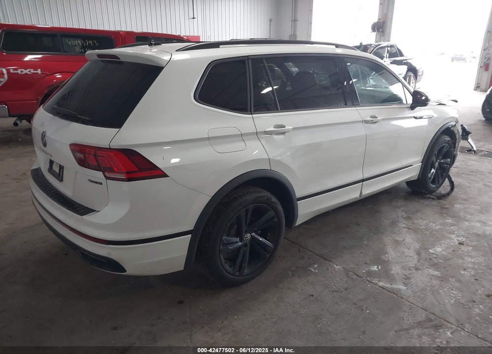 2024 VOLKSWAGEN TIGUAN VIN: 3VV8B7AX7RM059124