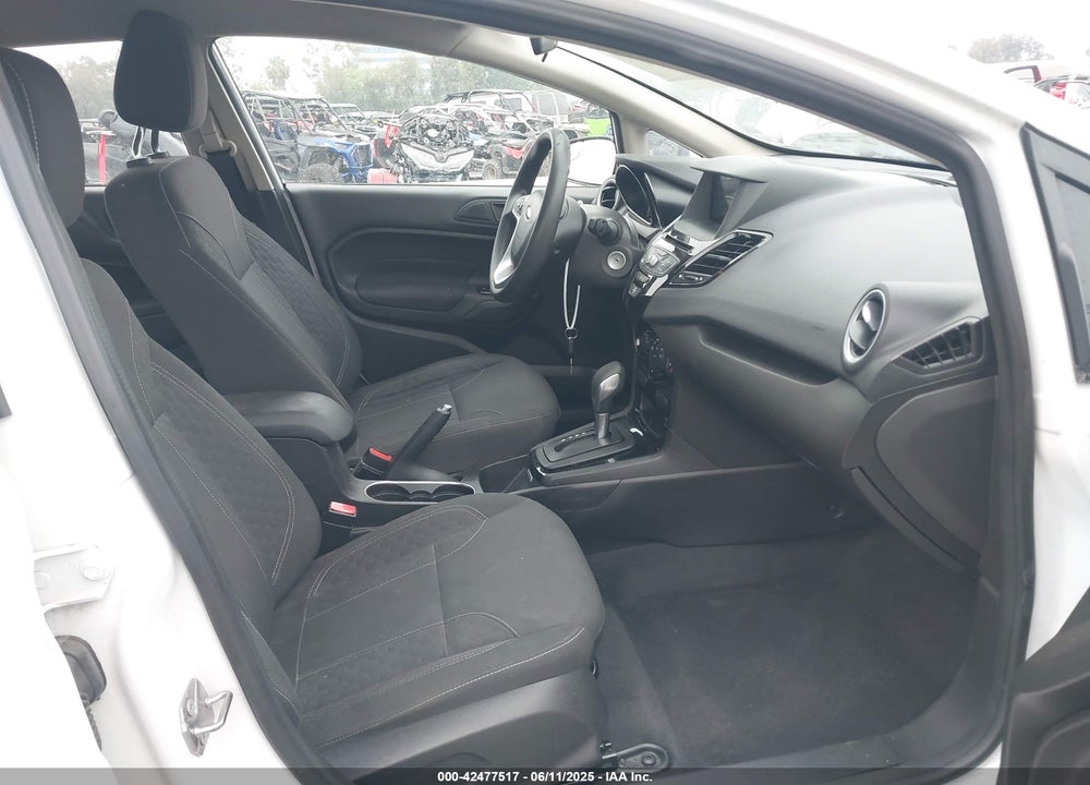 2019 FORD FIESTA SE VIN: 3FADP4BJ5KM135670