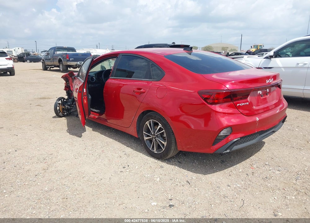 2024 KIA FORTE VIN: 3KPF24AD2RE837236