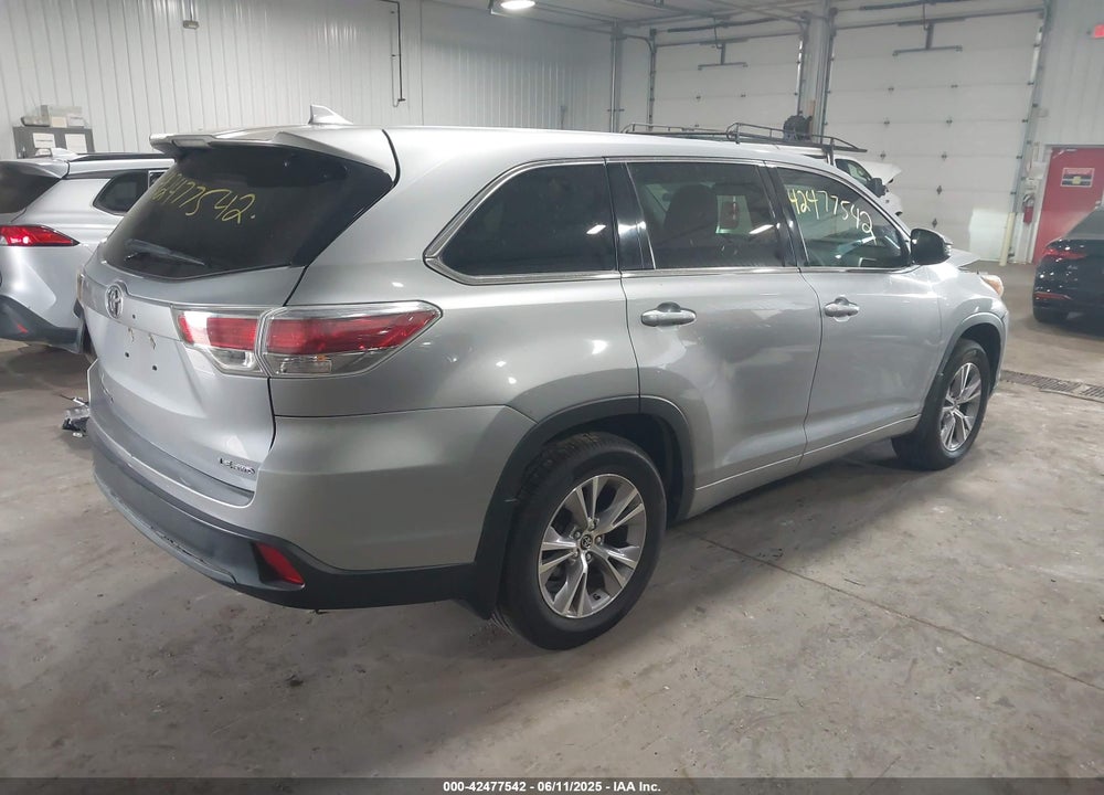 2016 TOYOTA HIGHLANDER VIN: 5TDBKRFH4GS248571