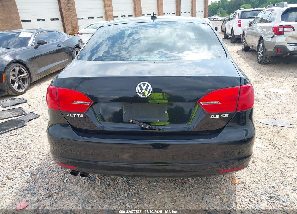 2011 VOLKSWAGEN JETTA 2.5L SE VIN: 3VWDZ7AJ6BM316944
