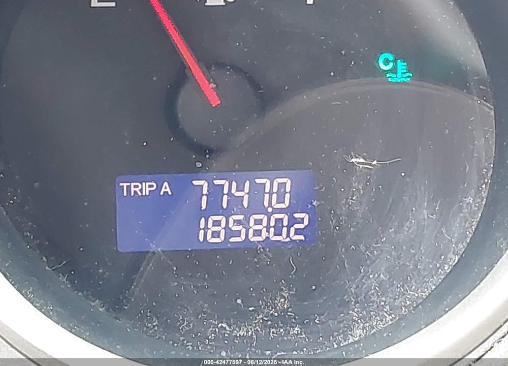 2007 HONDA FIT VIN: JHMGD374X7S004101