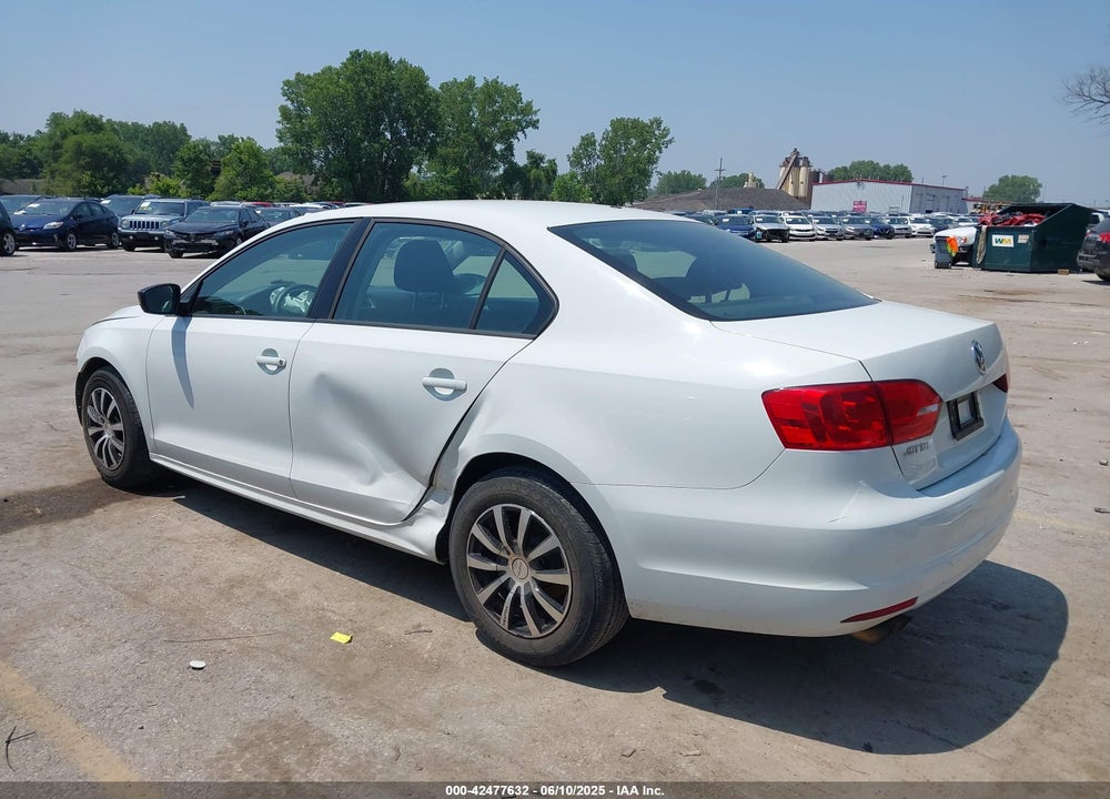 2014 VOLKSWAGEN JETTA 2.0L S VIN: 3VW2K7AJ7EM289320