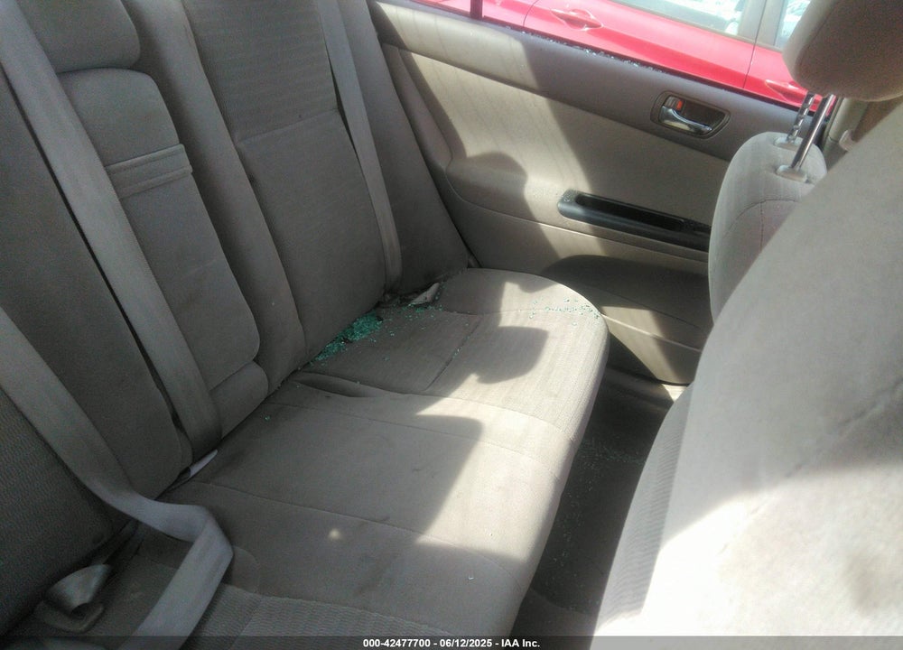 2005 TOYOTA CAMRY LE VIN: 4T1BE32K55U581422
