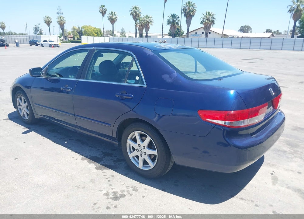 2003 HONDA ACCORD 2.4 EX VIN: JHMCM56703C061742