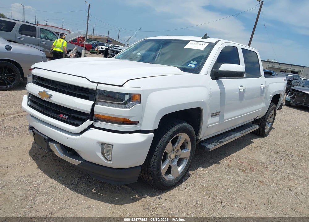 2018 CHEVROLET SILVERADO 1500 VIN: 3GCUKREC6JG487334