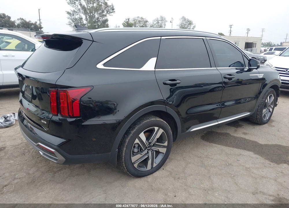 2024 KIA SORENTO HYBRID VIN: KNDRKDLGXR5247947