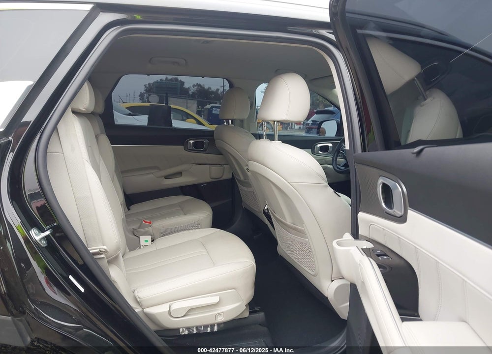 2024 KIA SORENTO HYBRID VIN: KNDRKDLGXR5247947