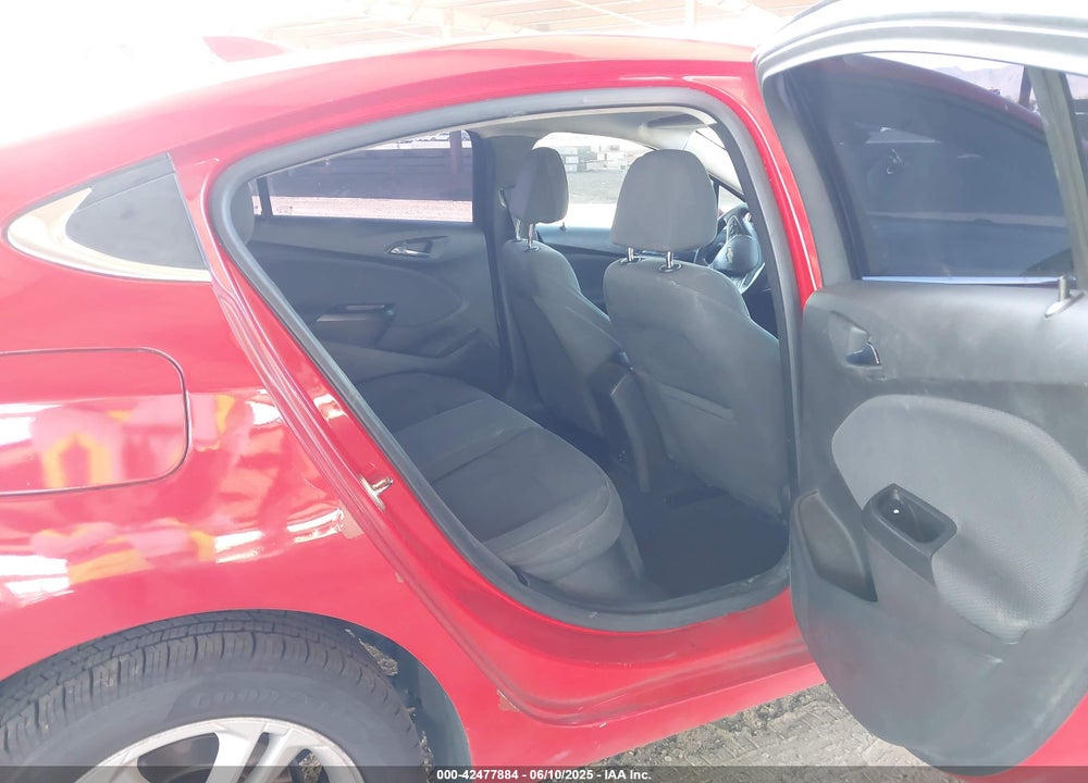 2018 CHEVROLET CRUZE VIN: 1G1BE5SM0J7185286