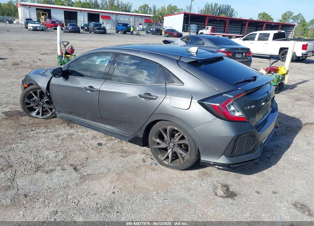 2018 HONDA CIVIC SPORT VIN: SHHFK7H49JU207072