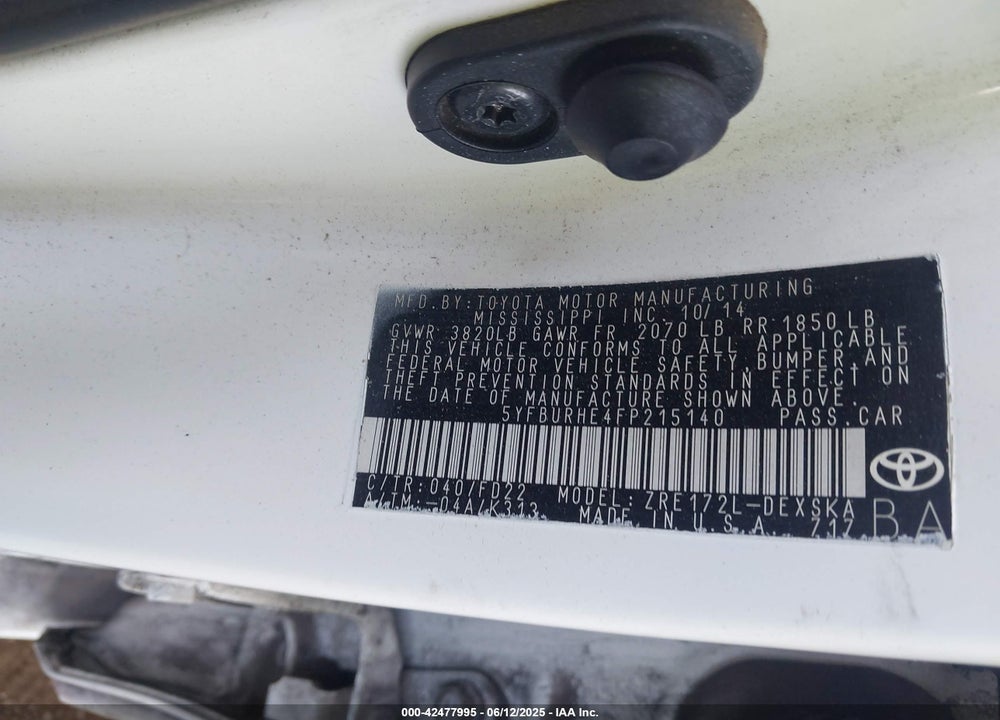 2015 TOYOTA COROLLA VIN: 5YFBURHE4FP215140