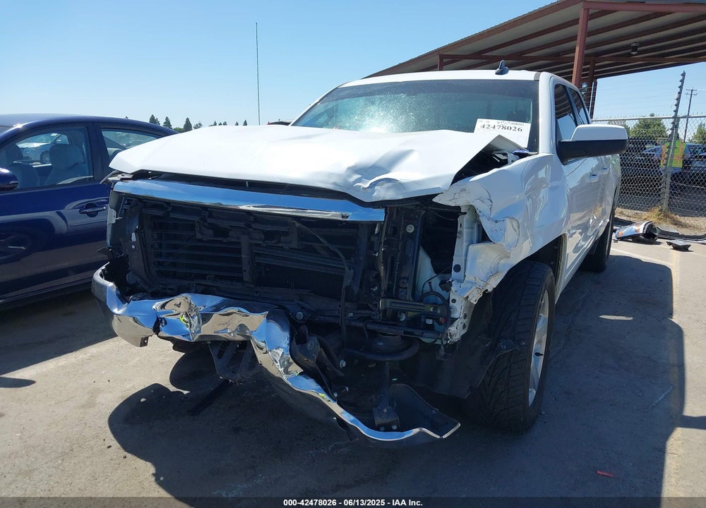 2018 CHEVROLET SILVERADO 1500 VIN: 1GCRCREC1JZ172850