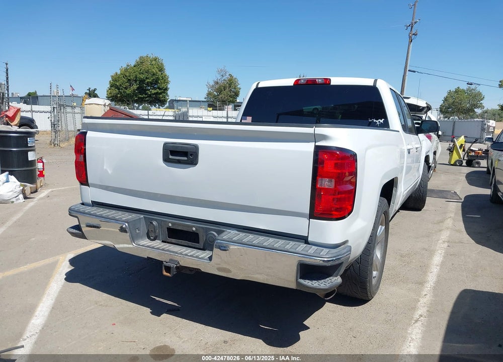 2018 CHEVROLET SILVERADO 1500 VIN: 1GCRCREC1JZ172850