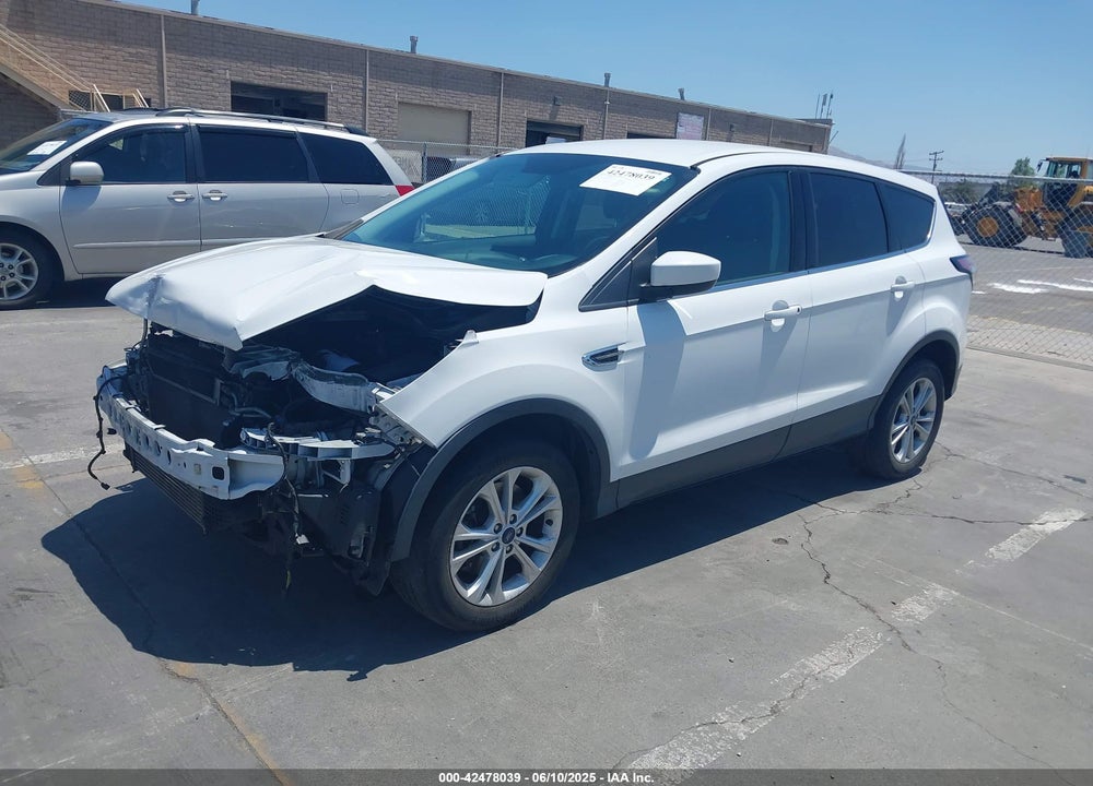 2017 FORD ESCAPE SE VIN: 1FMCU9G92HUA28392