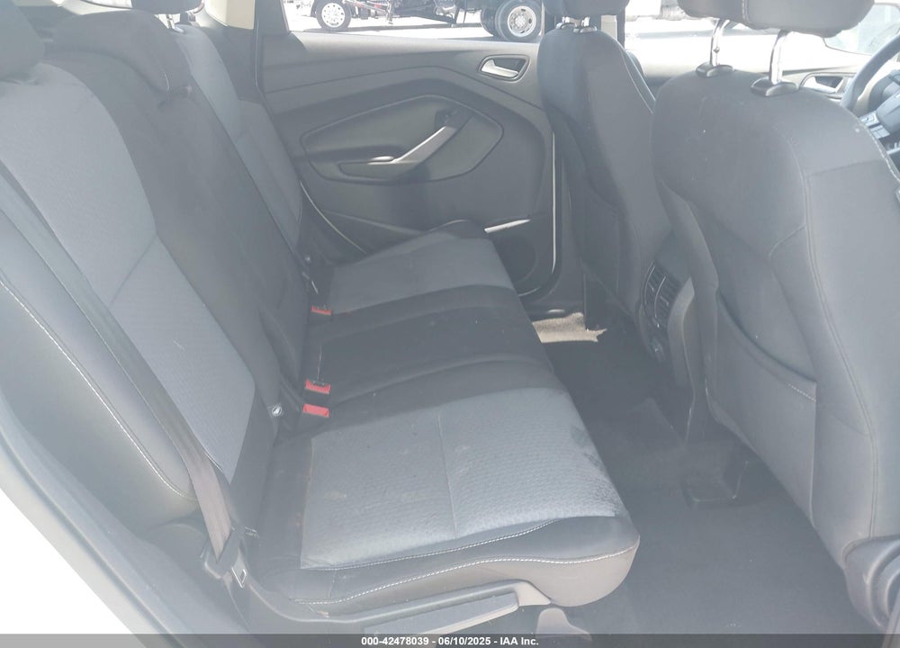 2017 FORD ESCAPE SE VIN: 1FMCU9G92HUA28392