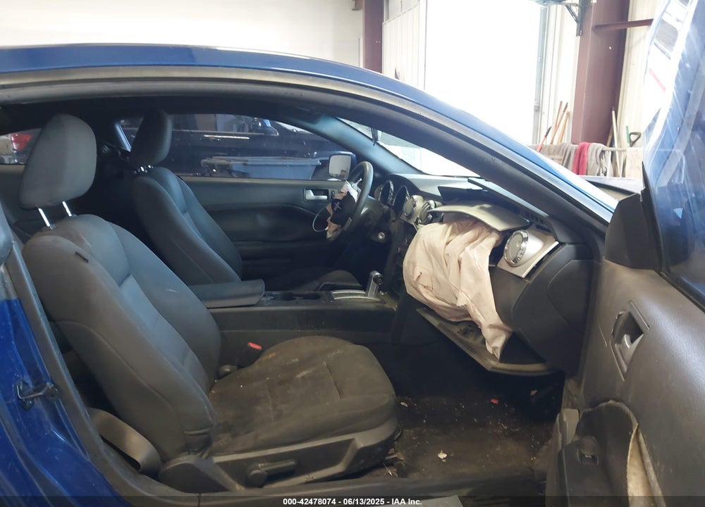 2009 FORD MUSTANG VIN: 1ZVHT80N595135556