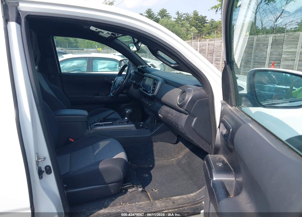 2020 TOYOTA TACOMA VIN: 5TFSZ5AN4LX219853