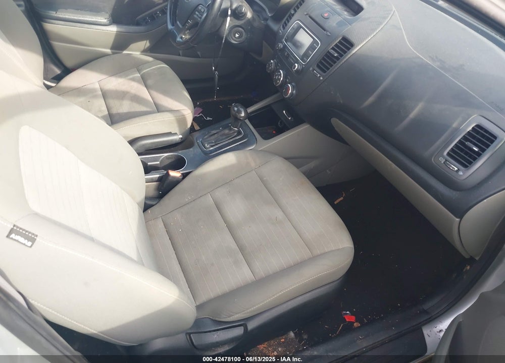 2014 KIA FORTE VIN: KNAFX4A87E5156626