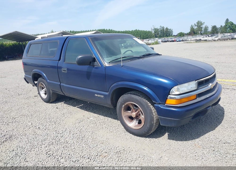 2001 CHEVROLET S-10 LS VIN: 1GCCS14W818253145
