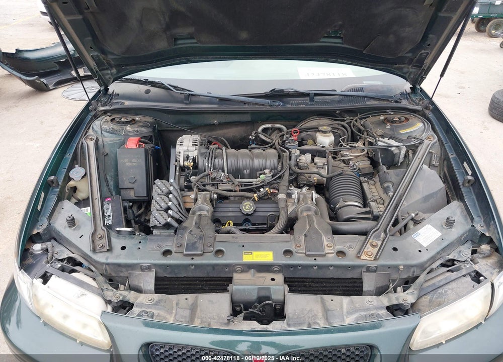 1998 PONTIAC GRAND PRIX SE VIN: 1G2WJ52K4WF232856