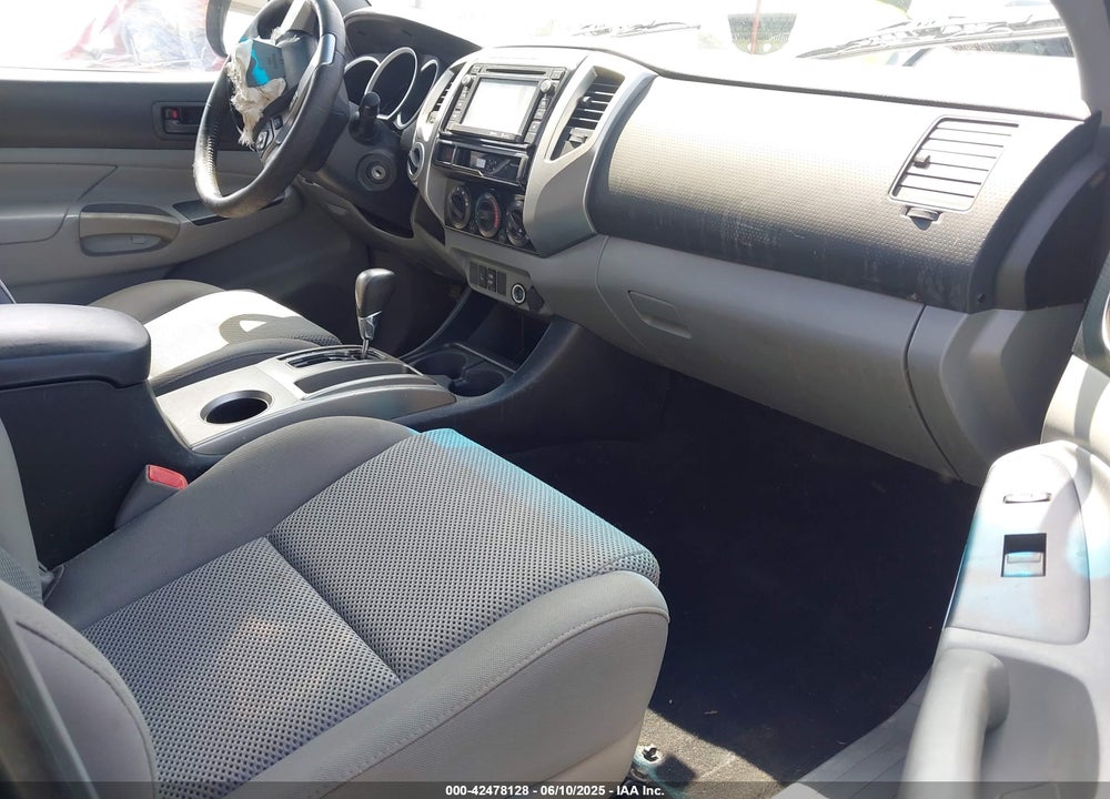 2014 TOYOTA TACOMA VIN: 5TFUU4EN9EX096999