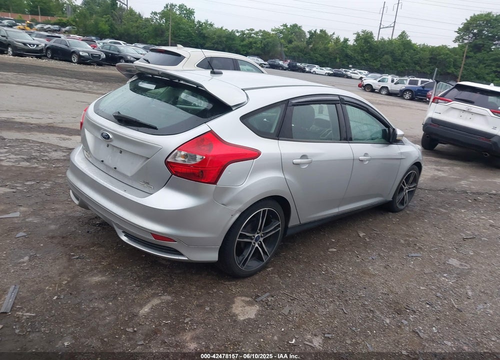 2013 FORD FOCUS SE VIN: 1FADP3K24DL146697