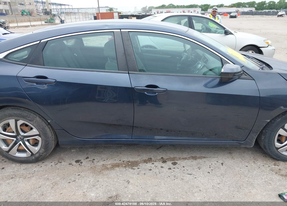 2017 HONDA CIVIC VIN: 19XFC2F57HE001195
