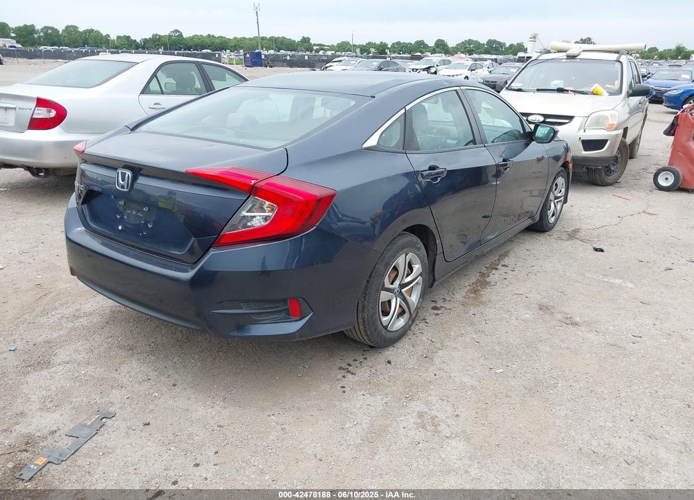 2017 HONDA CIVIC VIN: 19XFC2F57HE001195