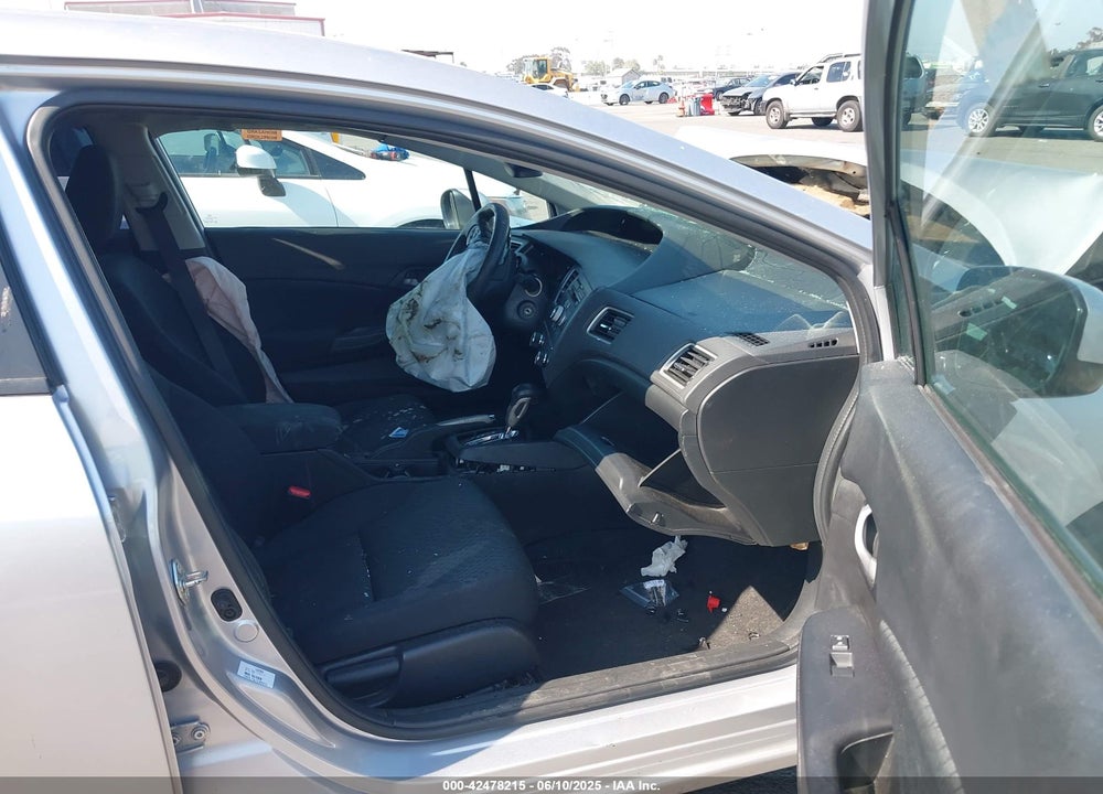 2015 HONDA CIVIC LX VIN: 19XFB2F56FE205910