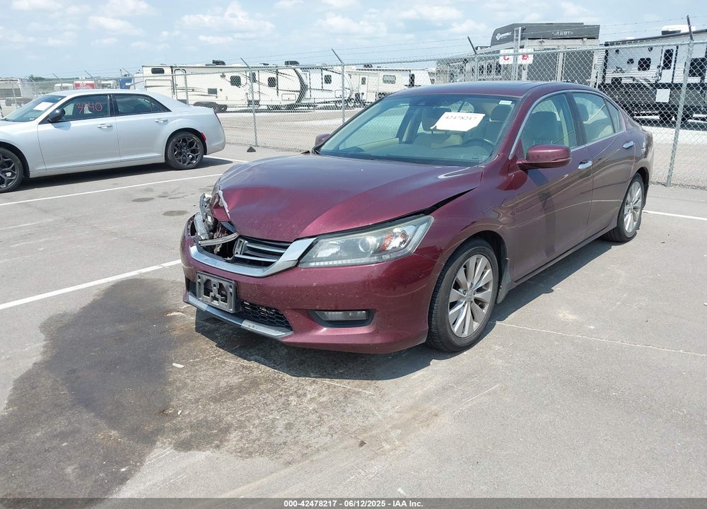 2015 HONDA ACCORD SEDAN VIN: 1HGCR2F82FA082264