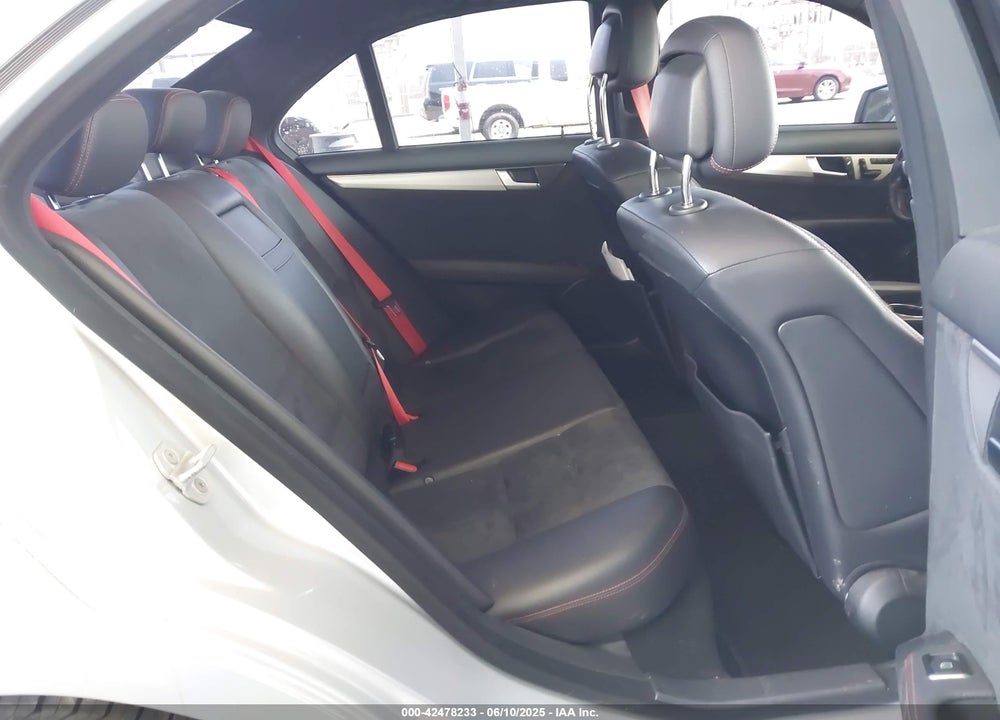 2014 MERCEDES-BENZ C 250 VIN: WDDGF4HB5ER319638